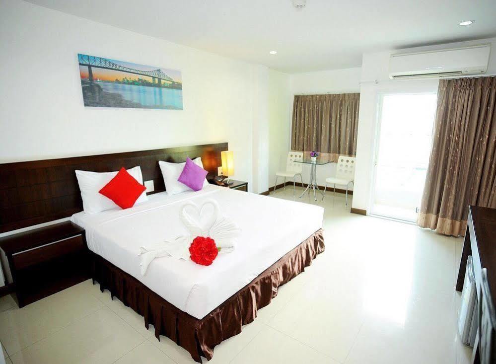 Rhienchai Place Hotel Surat Thani Exterior foto